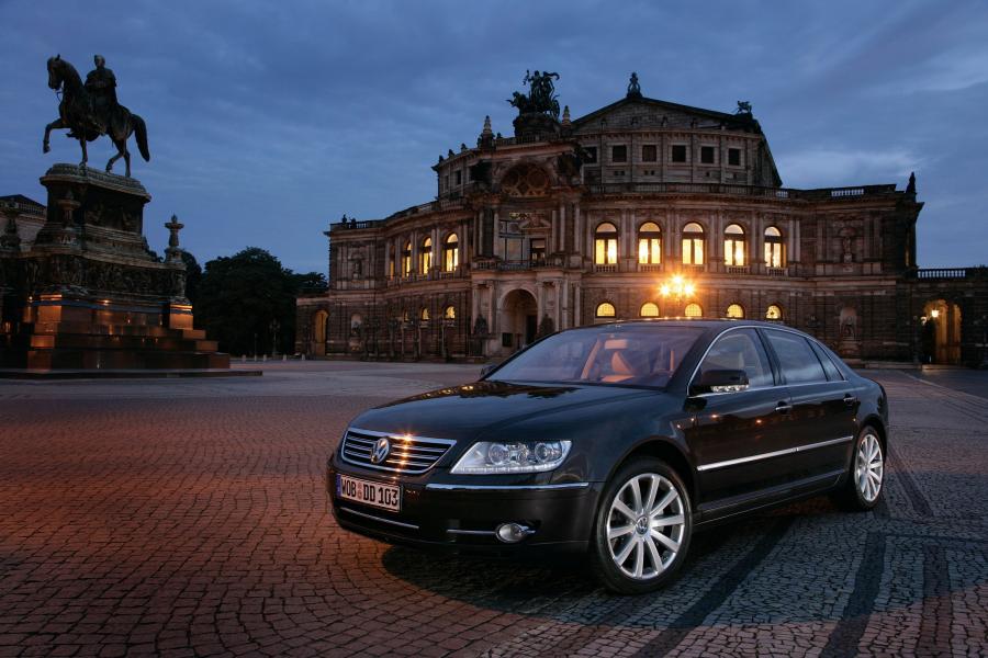  Volkswagen Phaeton 2009 года  (фото 11 из 13)